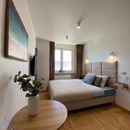 La Playa Apartments Hel Bagian luar foto