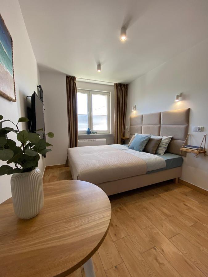 La Playa Apartments Hel Bagian luar foto